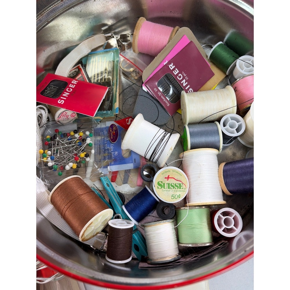 Vintage Grandma Sewing Box Christmas Tin Needles Thread Pinwheel Singer Kit Lot - Picture 5 of 14
